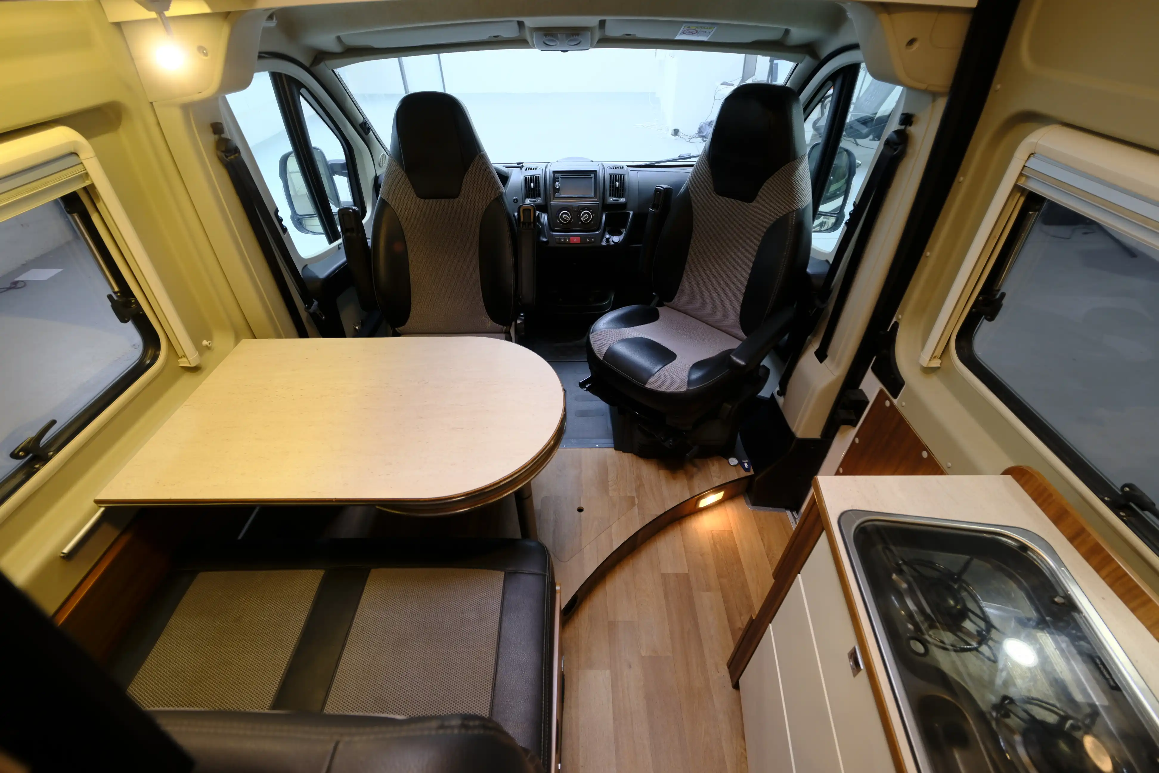 GLOBECAR Campscout Revolution